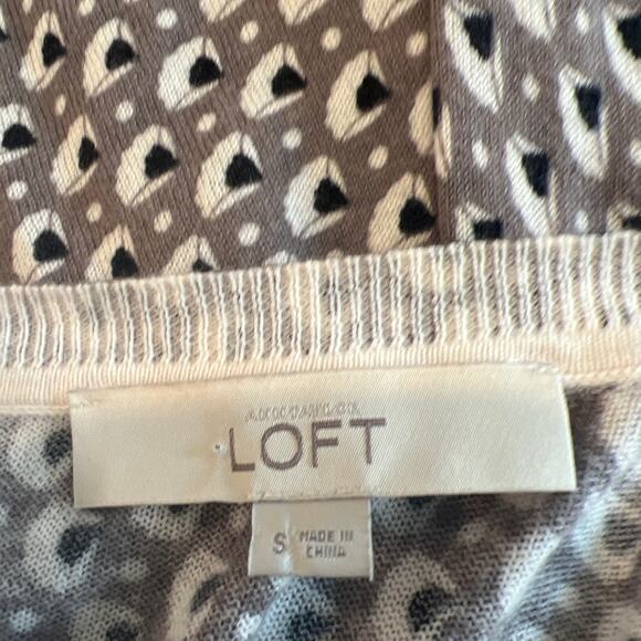 Ann Taylor Loft Seashell Lightweight Sweater SZ SMALL - Picture 5 of 5
